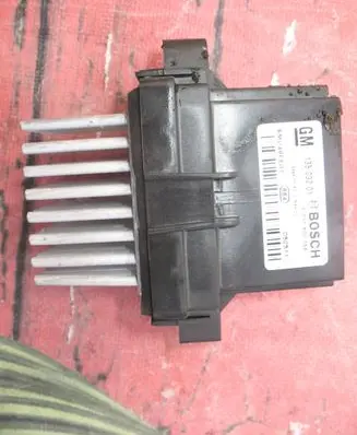 Opel Astra K Heater blower motor/fan resistor SMU480TM0