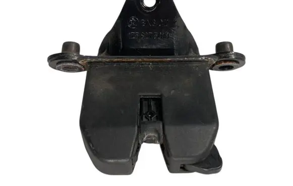 Skoda Octavia Mk2 (1Z) Tailgate/trunk/boot lock/catch/latch 1Z5827501D