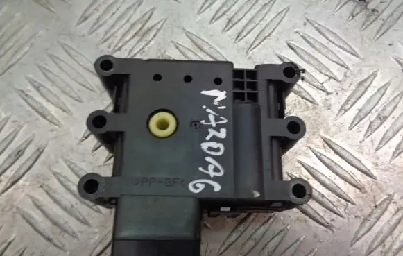 Mazda 6 A/C air flow flap actuator/motor 