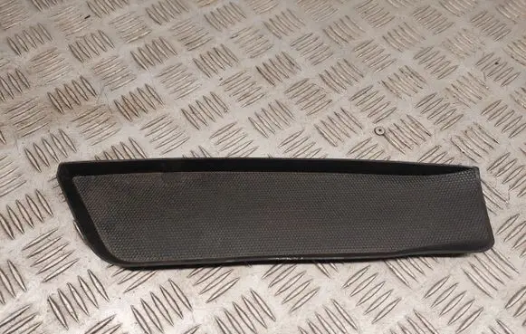 Mercedes-Benz GL X166 Central console drawer/shelf pad A1667270194