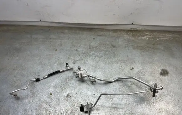 Air conditioning (A/C) pipe/hose