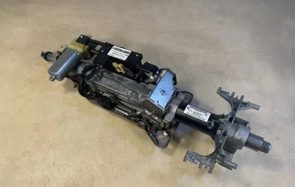 BMW X5 E70 Steering wheel axle 32306786254