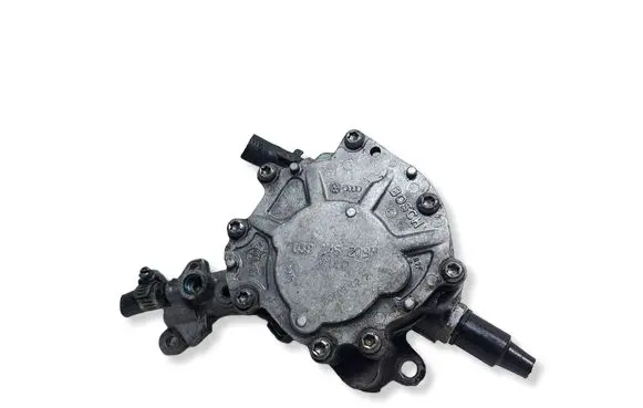 Volkswagen Golf V Vacuum pump 038145209MKASACJ 038145209M