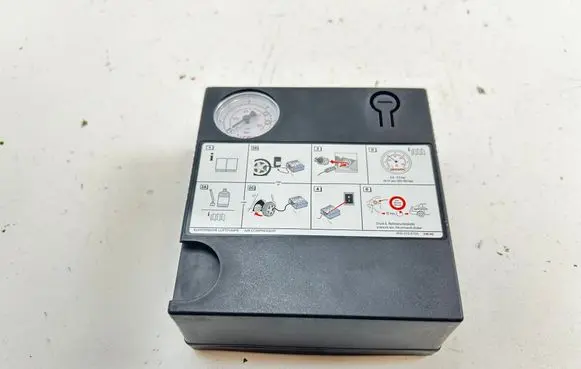 Porsche Boxster 981 Tire air pump compressor 5N0012615A