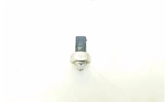 Mercedes-Benz E W212 Air conditioning (A/C) pressure sensor A2110000283