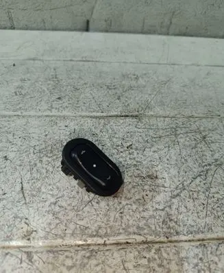 Opel Zafira A Electric window control switch 90561388