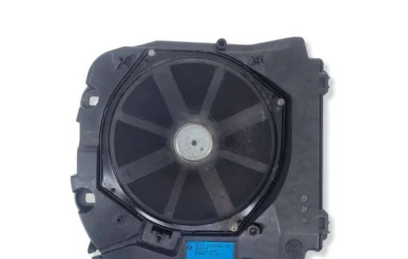 BMW 6 F06 Gran coupe Subwoofer speaker 9169686 48000302 61928910
