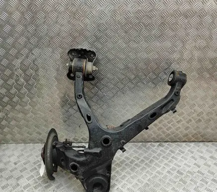 Opel Vivaro Rear wheel hub 9807504980