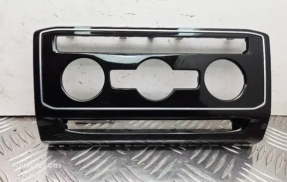 Volkswagen Atlas Climate control/heater control trim 3CN863042E