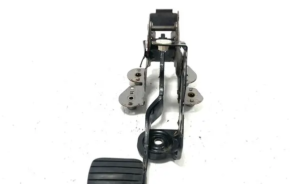 Renault Megane III Brake pedal 465010015R 07011364 8108509