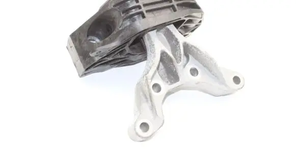 Peugeot 208 Engine mount bracket