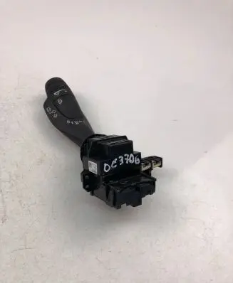 Volvo V60 Indicator stalk 31674103