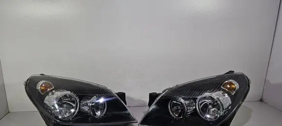 Opel Astra H Headlights/headlamps set 127894623853