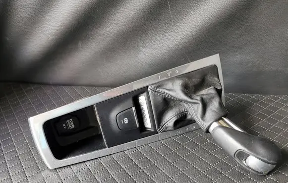 Porsche Macan (95B) Gear shifter surround trim plastic 95B863419