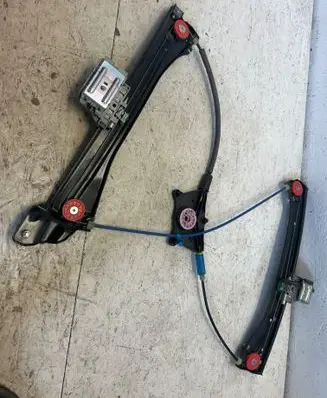 Audi A5 Front door manual window regulator 8W7837462B 36253000D 15042021