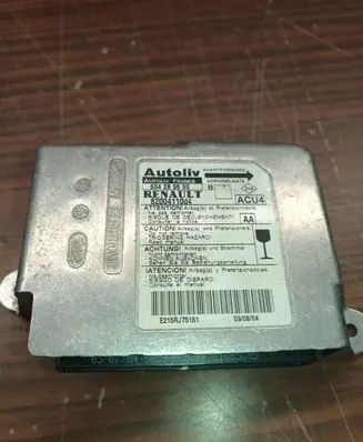 Renault Megane II Airbag control unit/module 8200411004 604289600