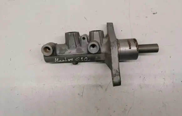 Renault Master III Master brake cylinder 3032WJT8