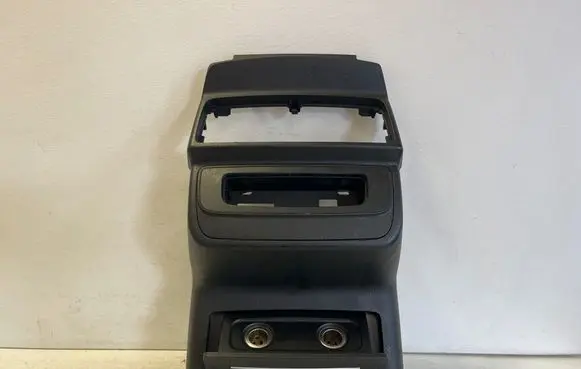 Audi Q7 4M Other center console (tunnel) element 4M0864147A
