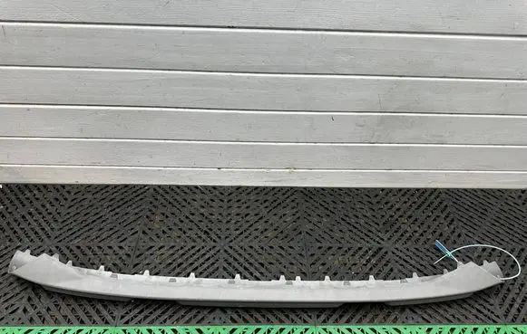 BMW X1 U11 Front bumper lower grill 9883594