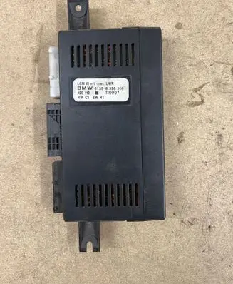 BMW 5 E39 Light module LCM 61358386209 110007 109110