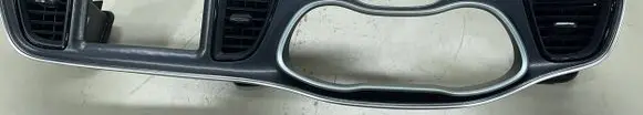 Dodge Challenger Dashboard center trim panel 64981 64247-M 5LE16TRMAA