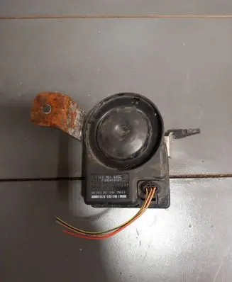 Audi A6 S6 C6 4F Alarm system siren 1K0951605C F005V00327
