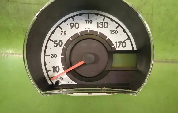 Toyota Aygo AB10 Speedometer (instrument cluster) 83800-0H042