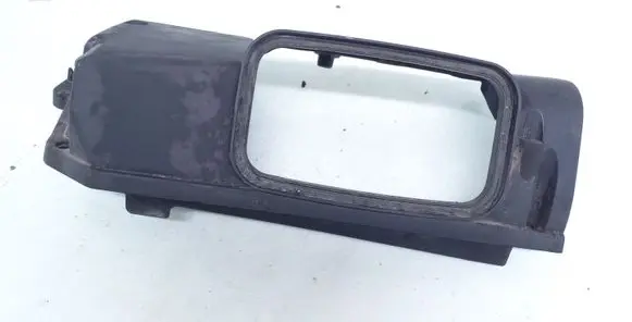 BMW X3 E83 Air filter box cover 13717787254 7787254
