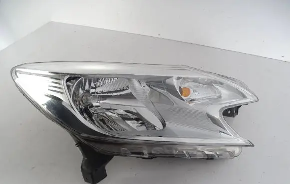 Nissan Note (E12) Headlight/headlamp 89907546