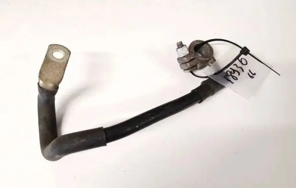 Volkswagen PASSAT B6 Positive cable (battery)