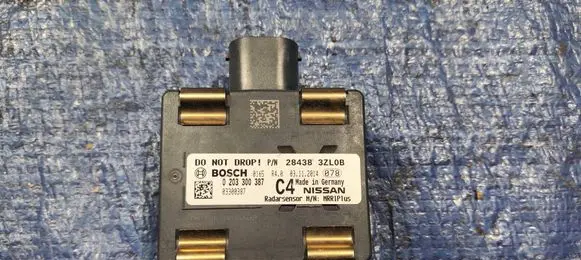 Nissan Pulsar Distronic sensor radar 0203300387 28438-3ZL0B 284383ZL0B