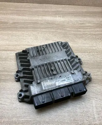 Ford Focus Engine control unit/module ECU 5M5112A650MB 1ARB