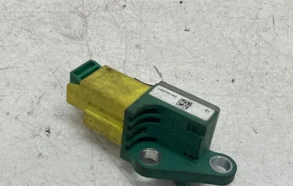 Audi A4 S4 B8 8K Airbag deployment crash/impact sensor 3C0909606
