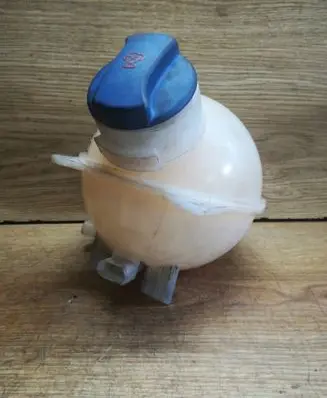 Volkswagen Sharan Coolant expansion tank/reservoir YM218K213AB