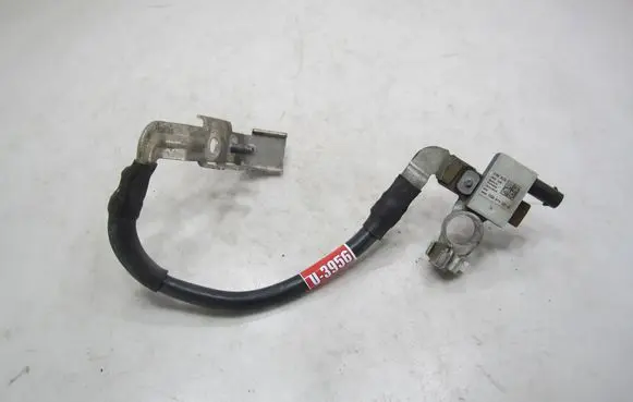 Volkswagen PASSAT B8 Negative earth cable (battery) 5Q0915181G 17394900 19012016