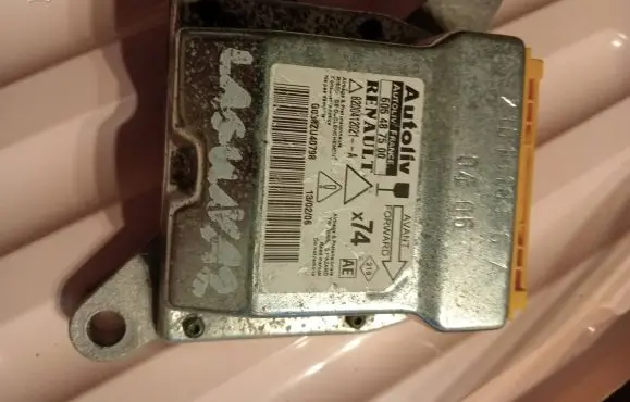Renault Laguna II Airbag control unit/module 8200412021a