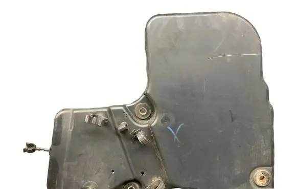 Volkswagen Touareg I Timing belt guard (cover) 070103905A