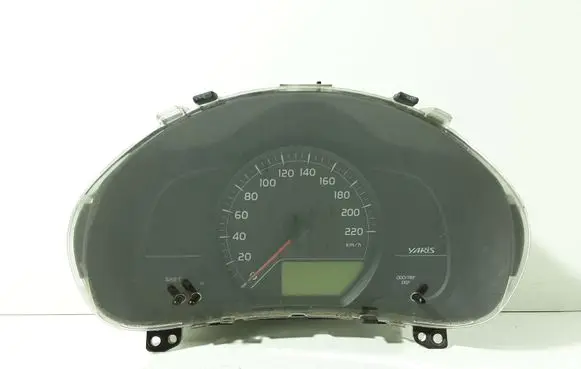 Toyota Yaris Speedometer (instrument cluster) 838000DQ10 XP72A MB1575505294