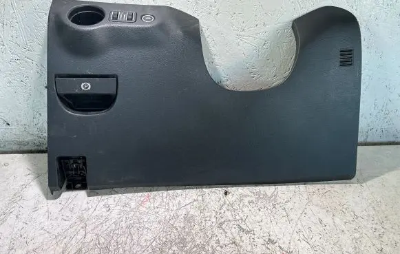 Dashboard lower bottom trim panel