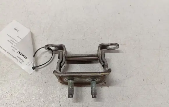 Volvo V50 Tailgate/trunk/boot hinge