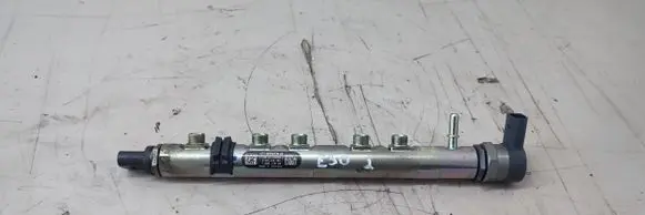 BMW 3 E90 E91 Fuel main line pipe 780912804 1T0999ZZ