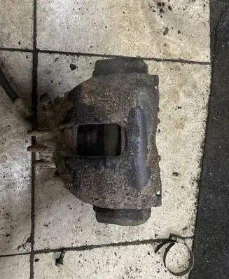 Volvo S80 Front brake caliper