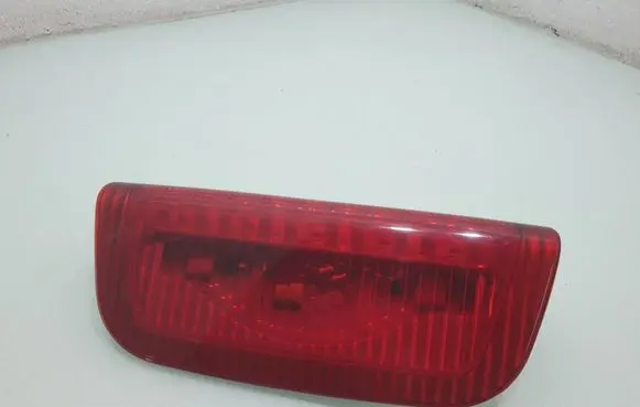 Nissan Juke I F15 Third/center stoplight