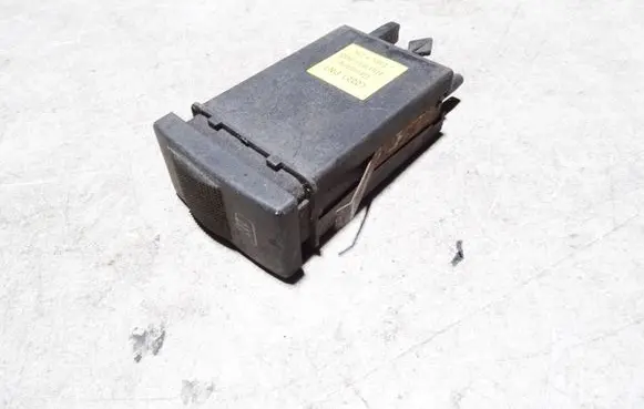 Audi A4 S4 B5 8D Windscreen/window heater switch 4D0941503