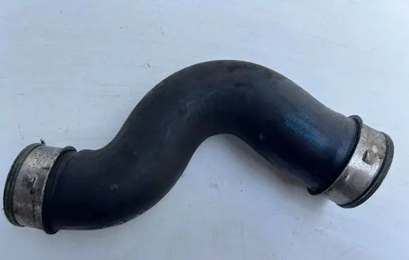 Audi A3 S3 A3 Sportback 8P Intercooler hose/pipe 1K0145832E