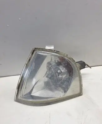 Skoda Octavia Mk1 (1U) Front indicator light