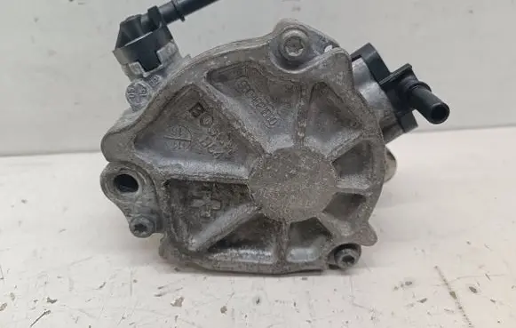 Citroen C4 Cactus Vacuum pump 9804021880