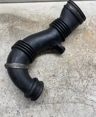 Brake vacuum hose/pipe