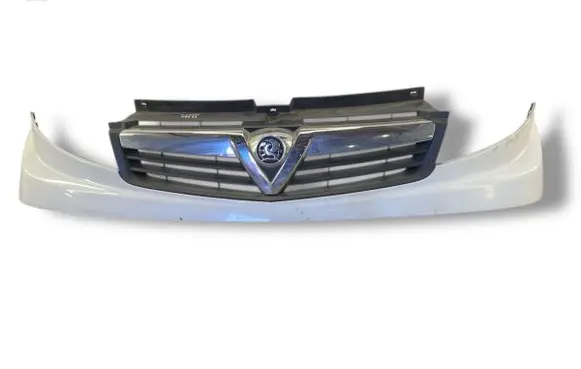 Opel Vivaro Front bumper upper radiator grill