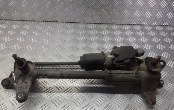 Honda Accord Front wiper linkage 